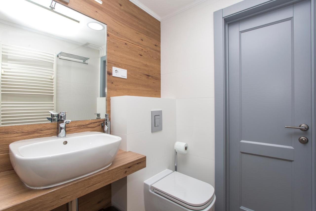 Guesthouse Yes In Bodafalu Kültér fotó