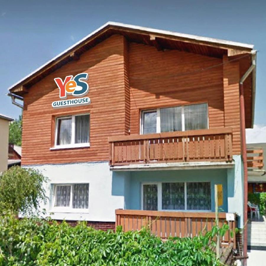 Guesthouse Yes In Bodafalu Kültér fotó